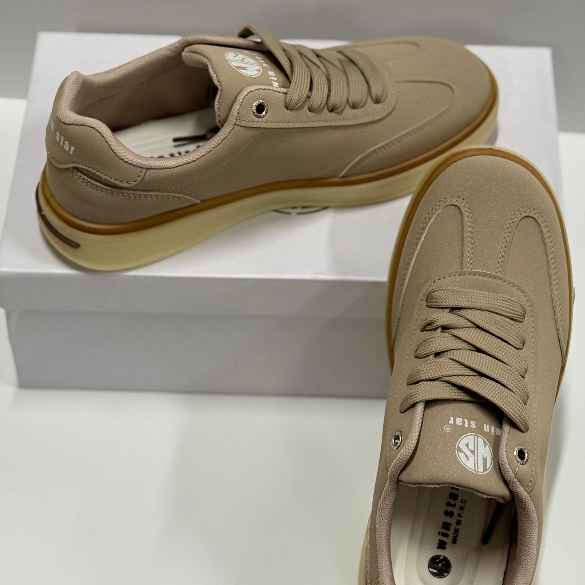🏙️ Street Sneakers – Bold Style Meets Everyday Comfort (KHAKI)
